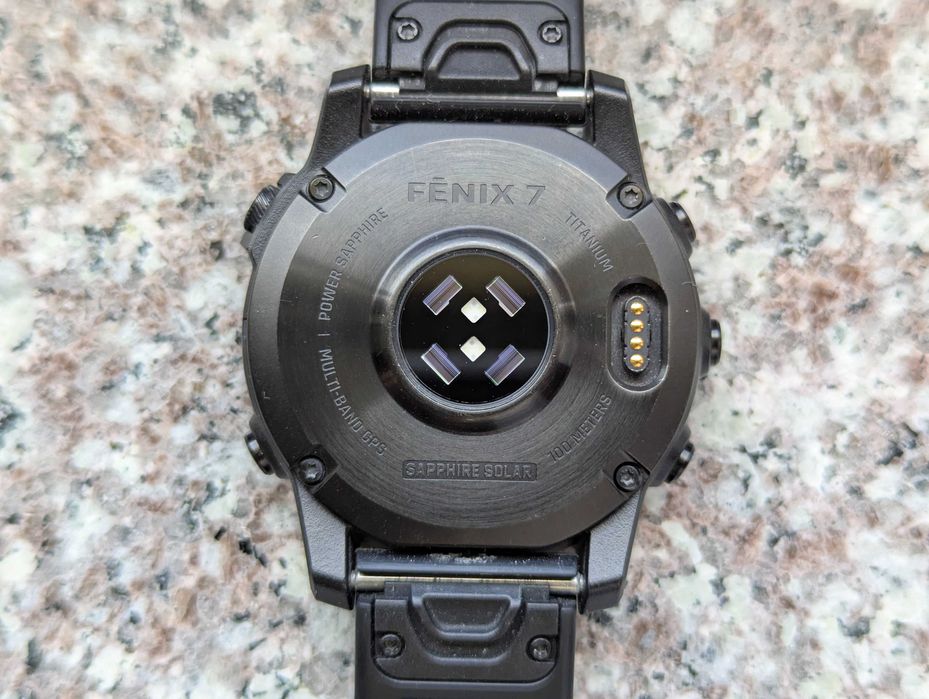 Garmin Fenix 7 Sapphire Solar + 2 paski