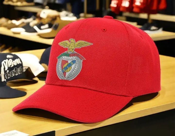 Bonés de clubes de futebol