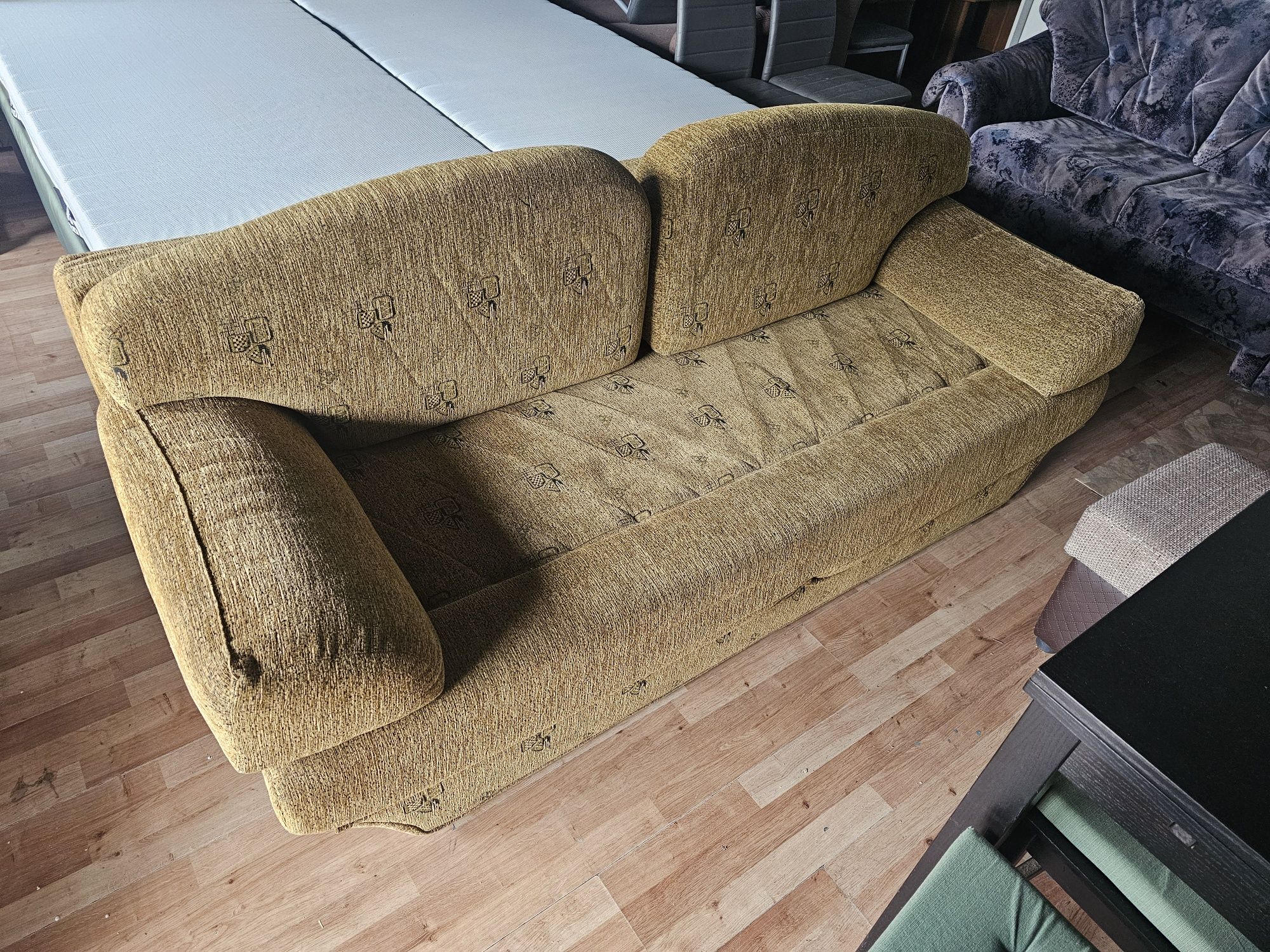 Kanapa wersalka jasna 200cm x 140cm