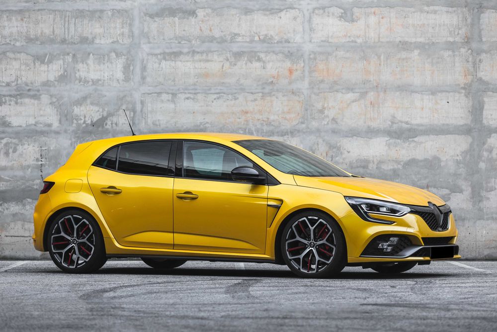 Renault Mégane R.S. Trophy 1.8 TCe 300CV — Nacional | Manual | Recaro