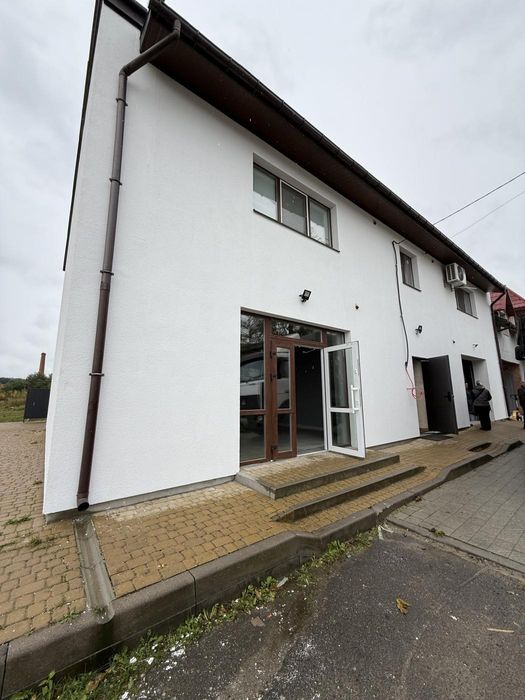 Оренда приміщення під бізнес у Винниках (біля комплексу «Пальміра»)