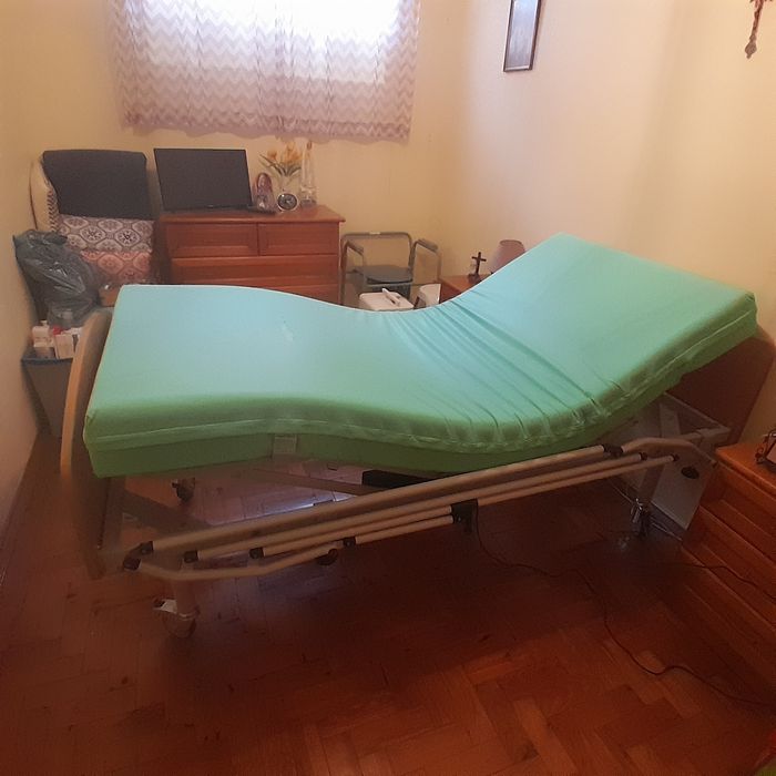 Cama articulada elétrica