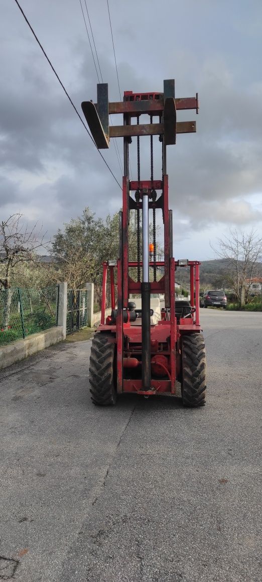 Empilhador Manitou 4x2