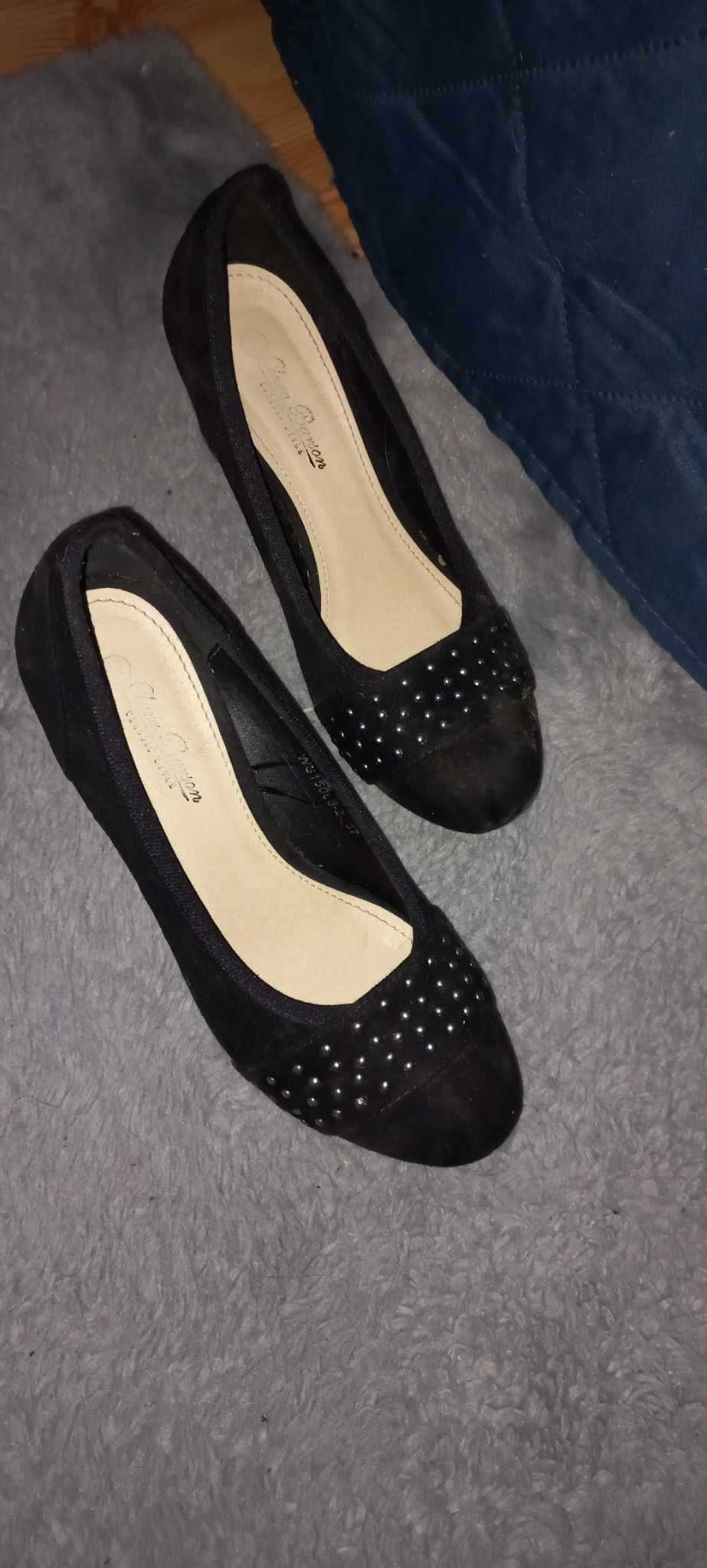 Buty czarne rozmiar 37