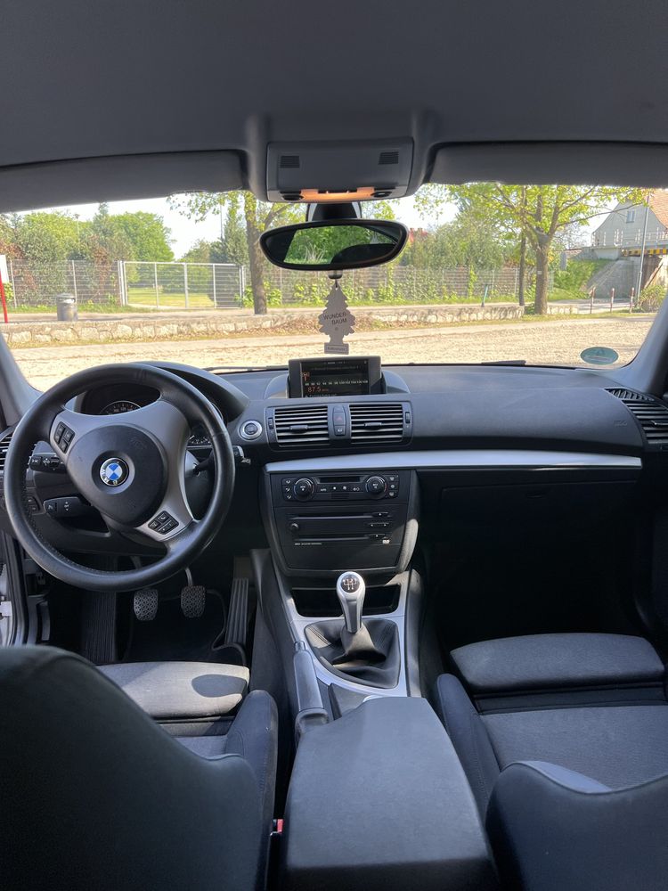 Bmw e87 2005/klima/alu/nawi/m-pkaiet/2.0 benzyna 143km