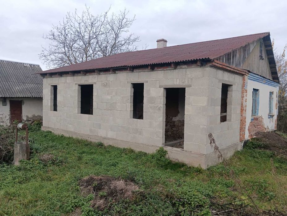 Терміново Продам дім в с. Стрієва