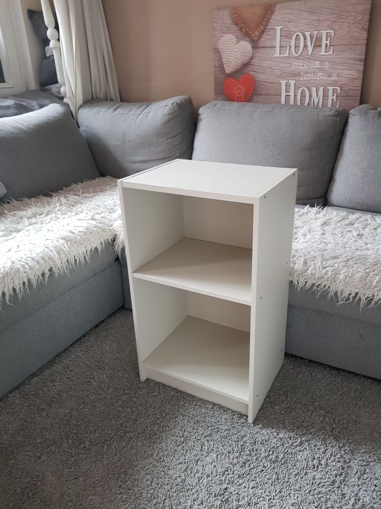 Regał regalik szafka nocna mała komoda / jasny ecru ni e ikea