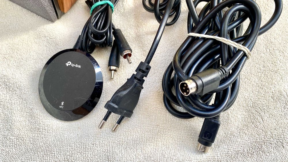 Głośniki komputerowe 2.0 Edifier R1600T III +adapter TP-Link Bluetooth