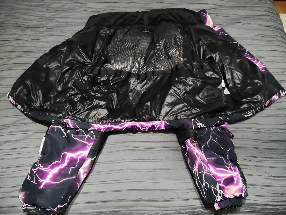 Blusão Bershka tam. XS