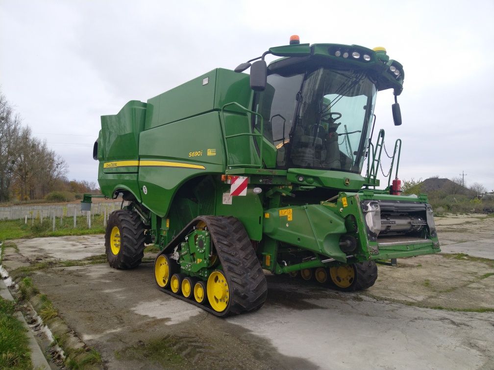 Kombajn John Deere S690i nie claas