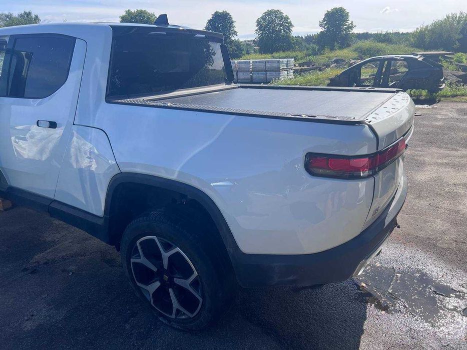 Розборка запчастини розбірка RIVIAN R1T разборка