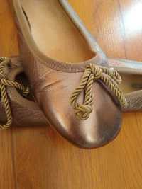 Классные кожаные балетки, туфли, 39 евроразмер, длина стельки 25,5 см