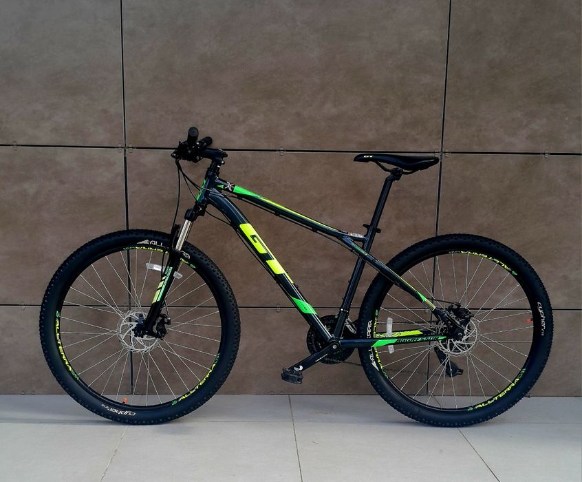 НОВИЙ GT Aggressor Sport  Рама М ,Колеса 27.5
