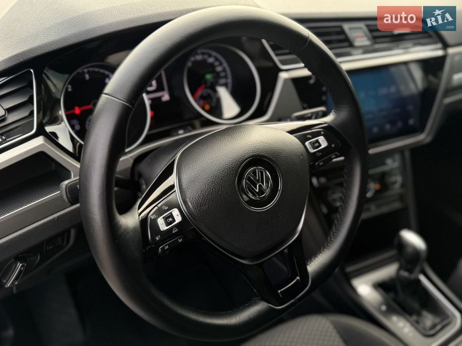 Volkswagen Touran 2016 II покоління  •  2.0D AT (150 к.с.)