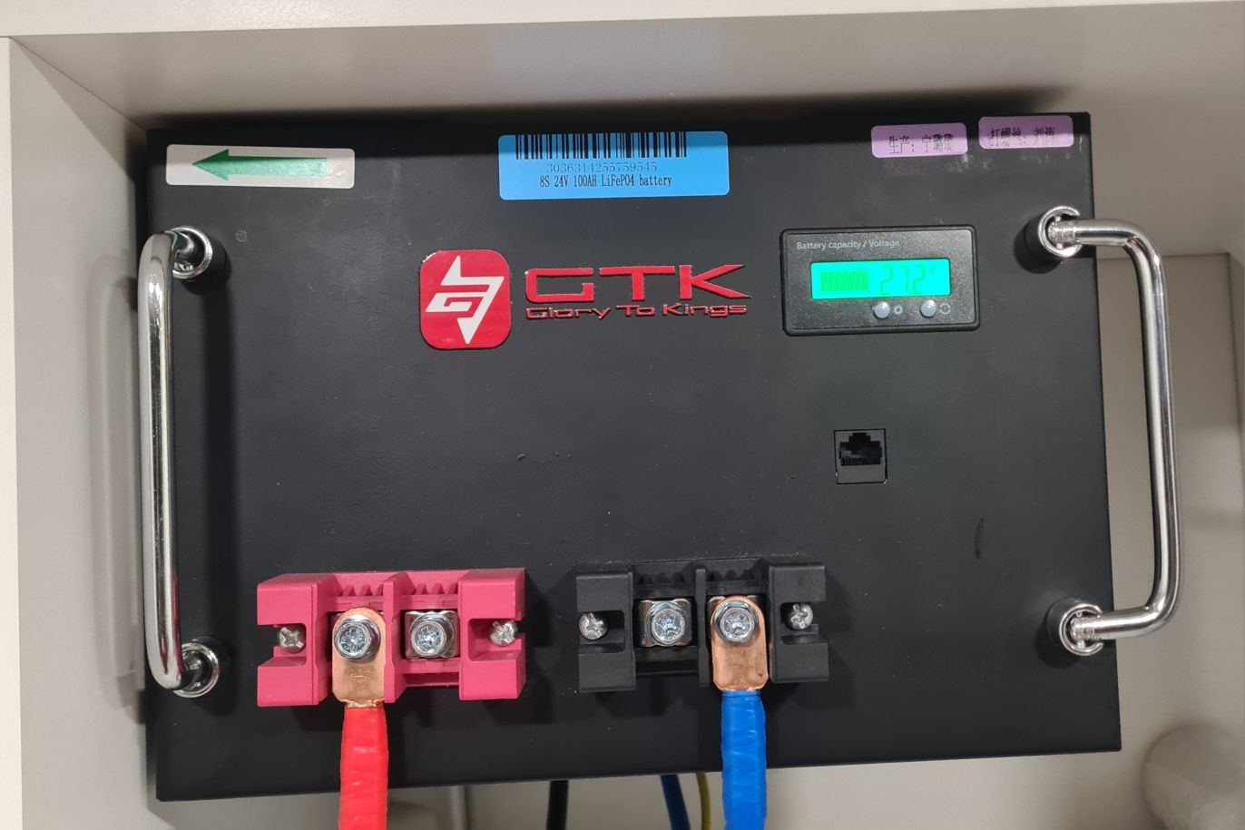 Комплнкт: инвертер Easun 4,2 кВт 24V + батарея LiFePo4 100A