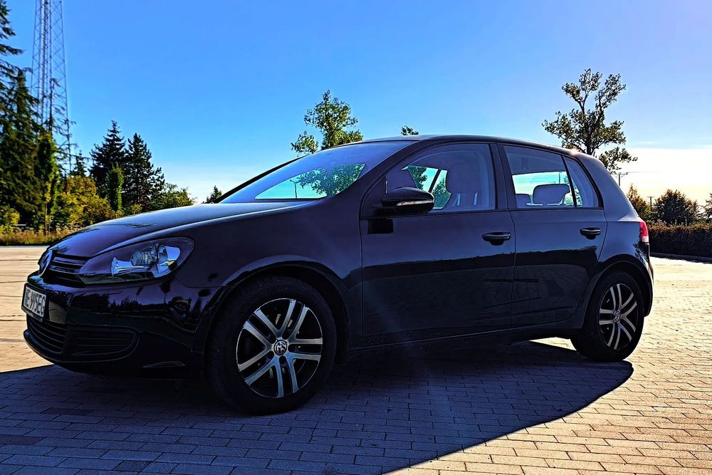 Volkswagen Golf Drugi właściciel. Auto od dealera. Stan Idealny