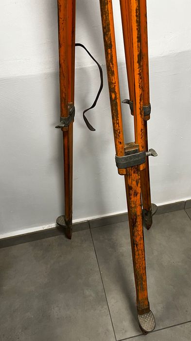 Statyw geodezyjny trójnóg retro loft vintage lata 60’ 70’ ciężki