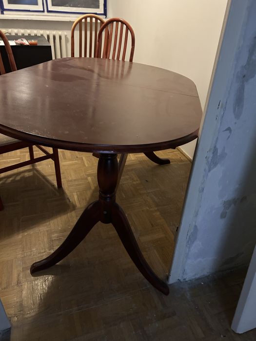 OKAZJA Stół rozkładany + 3 krzesła – solidny zestaw