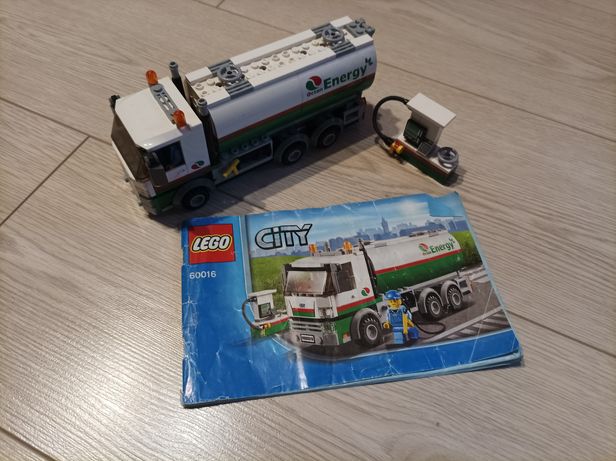 LEGO City cysterna 60016