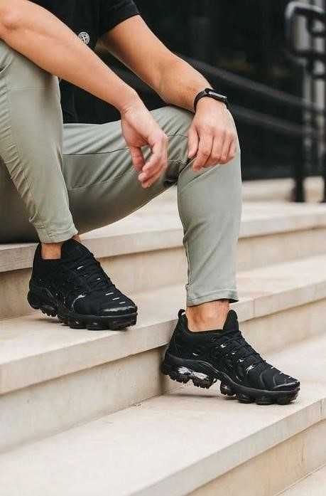 Мужские кроссовки Nike Air VaporMax Plus Black 40-45 найк аир ТОП!