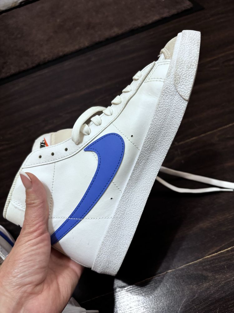 Nike высокие кроссовки