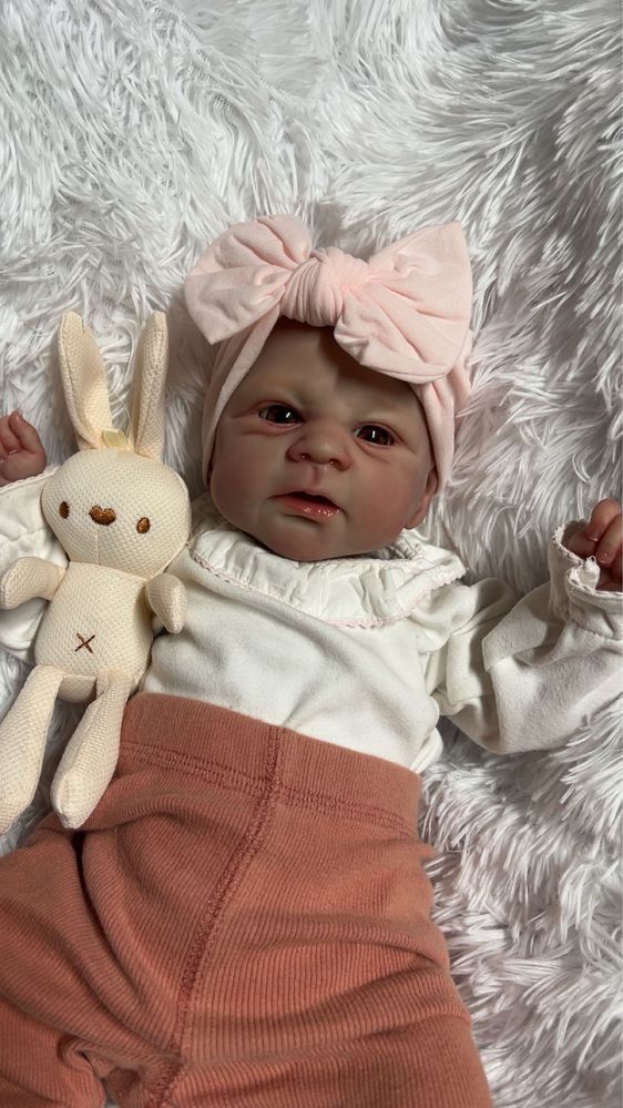 Bebé reborn artesanal