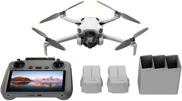 Квадрокоптер DJI Mini 4 Pro Fly More Combo (DJI RC 2)