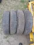 Шини на Ниву 175/80R16.