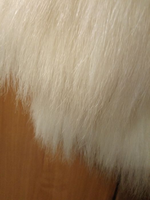 Kurtka Futro białe , rozm L