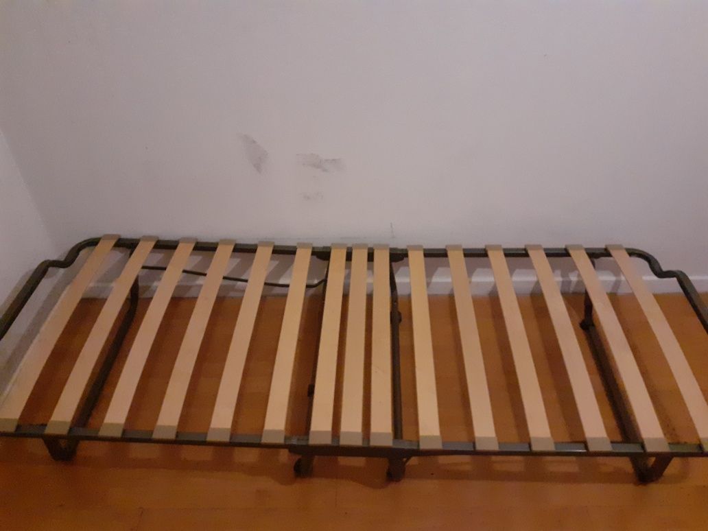 Vendo cama individual (20€)