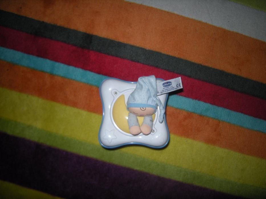 Chicco, projektor Tęczowa Kostka