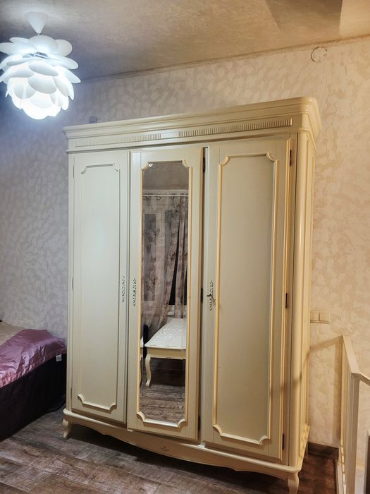 Здається в оренду кухня студія та спальня по вул.Окружна