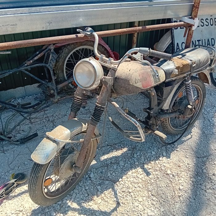 Motorizada casal troia