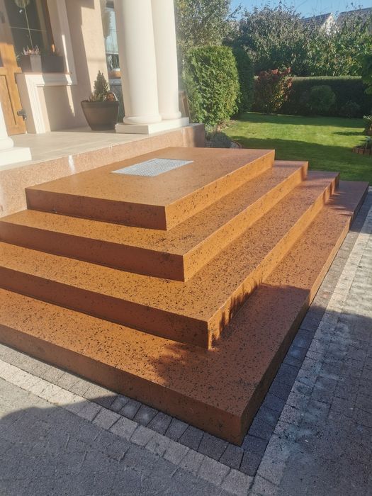 Posadzki z żywic /Podłogi epoksydowe/garaż/magazyn /hale /remont