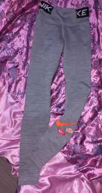 Legginsy Nike XS