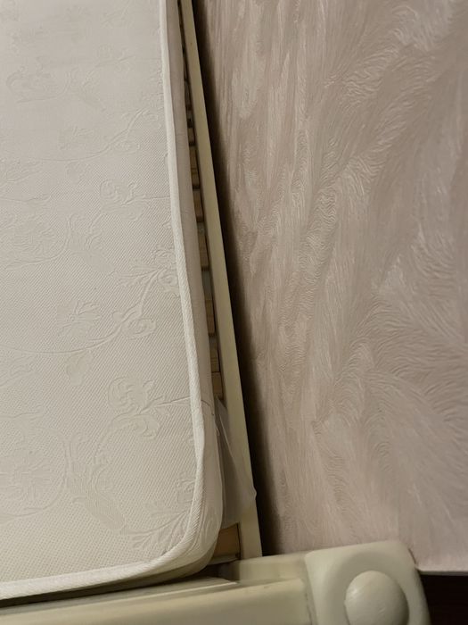 Ліжко односпальне з шухлядами та матрацом