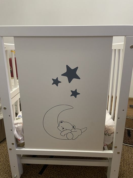 ліжечко з маятником(від народження)