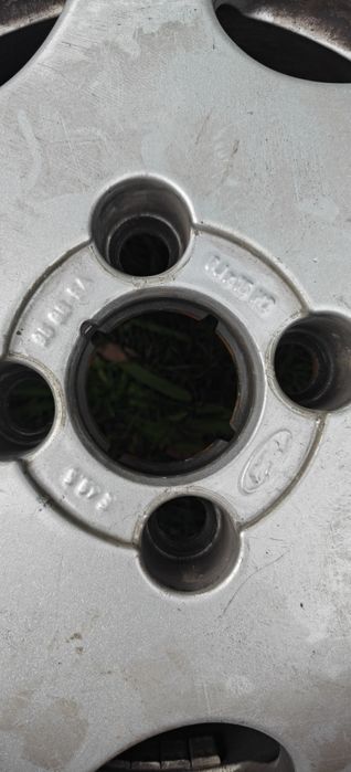 Alufelga Koła Felgi aluminiowe Ford felgi R15 4x108