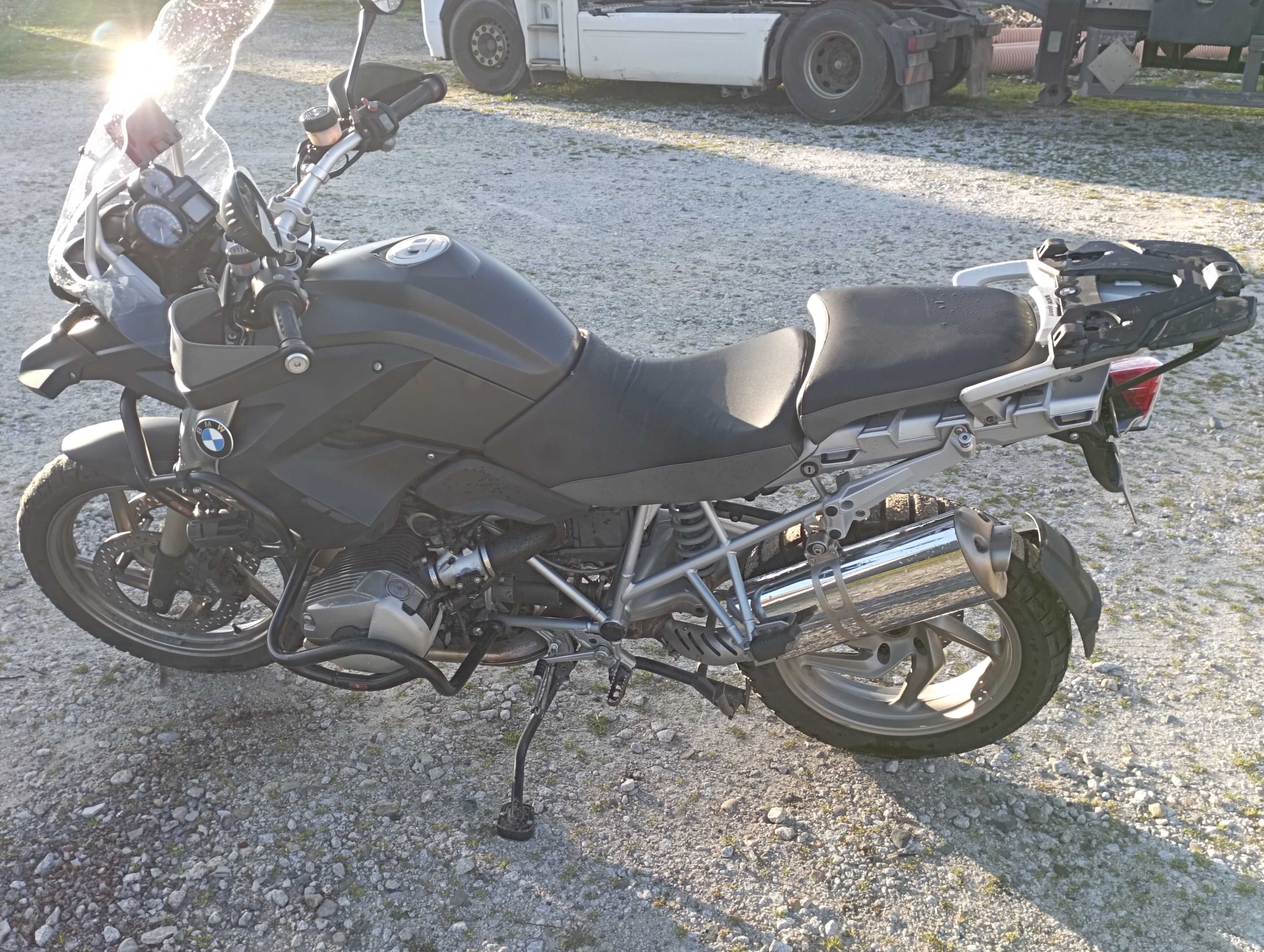 BMW R 1200 GS       .