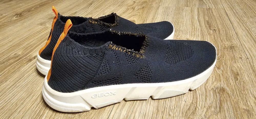 Geox damskie buty sportowe rozmiar 39 wkładka 25cm używane