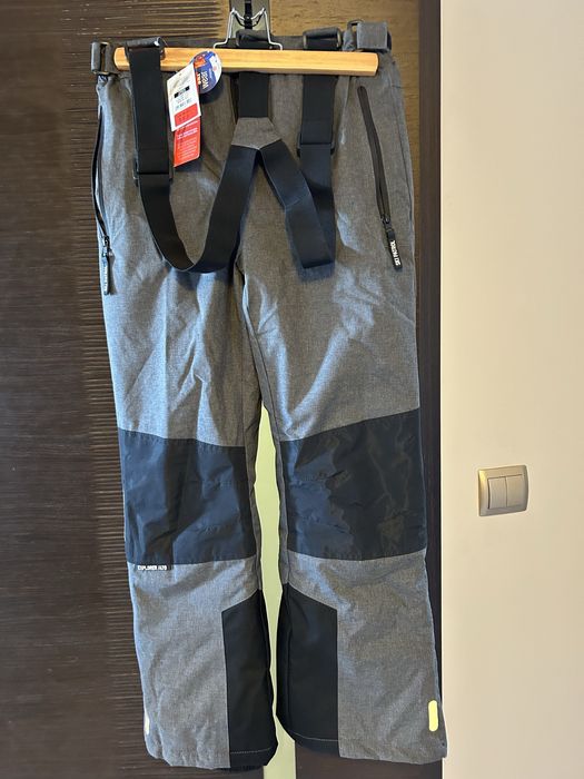 Spodnie zimowe dziecięce.