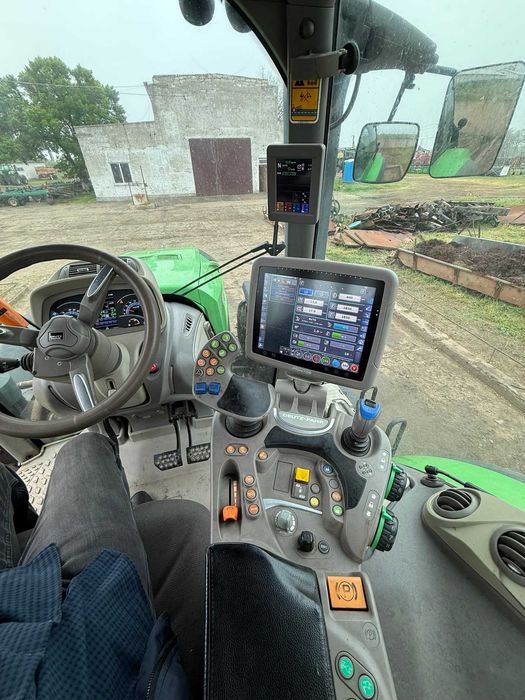 Трактор колесный DEUTZ-FAHR AGROTRON 9340