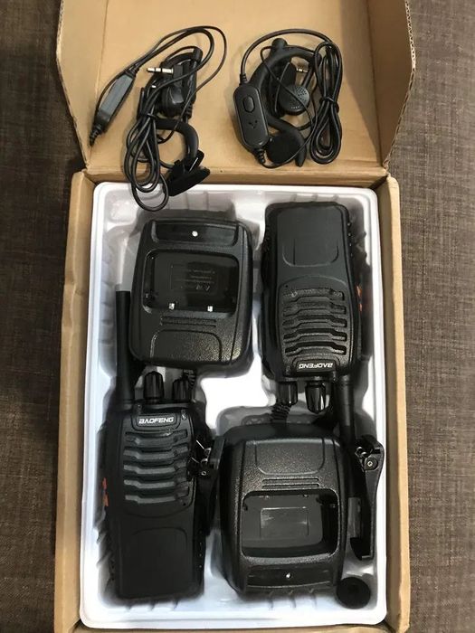 Новый комплект раций 2 шт Baofeng.