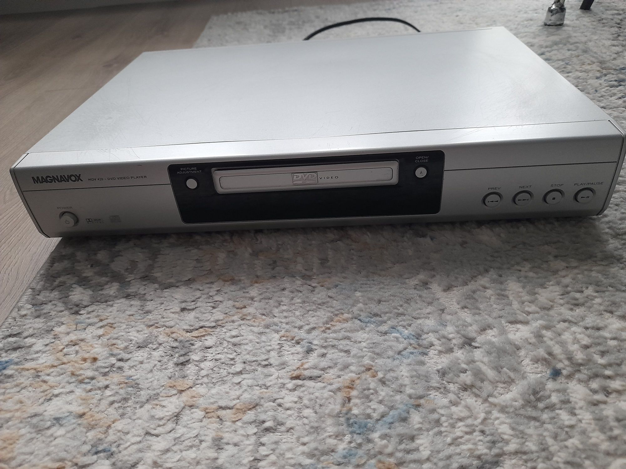 Odtwarzacz DVD Magnavox MDV 420