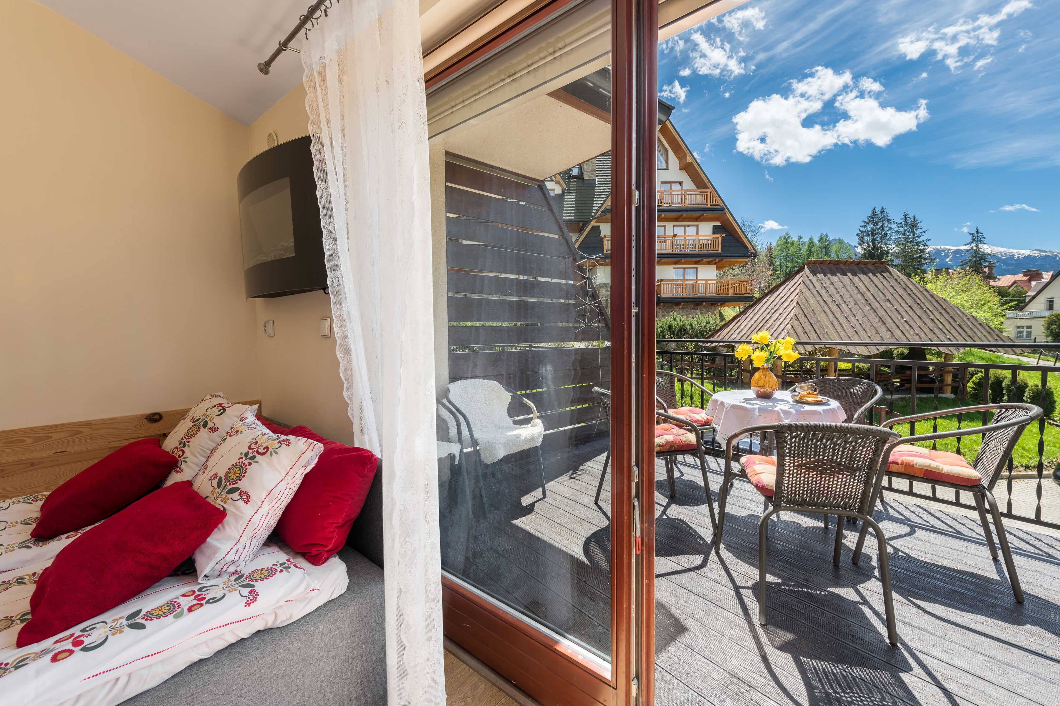 WOLNY Domek -APARTAMENT 2-7os. blisko Centrum ,PKP, PKS widok na TATRY