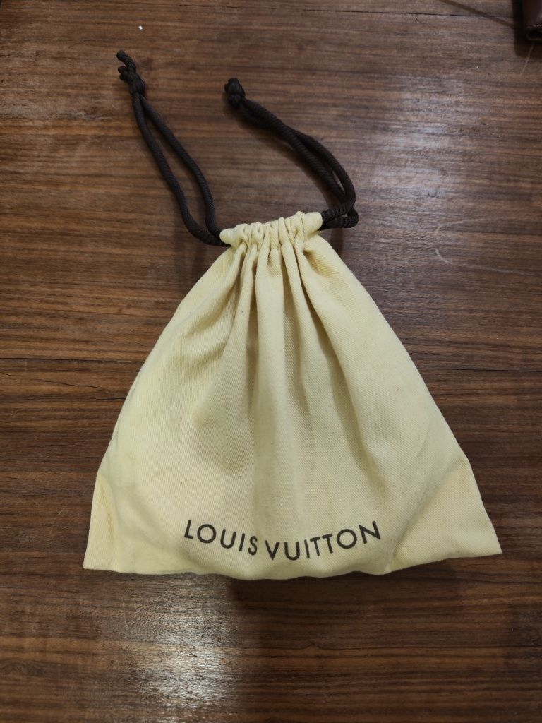 Cinto Louis Vuitton tam 95