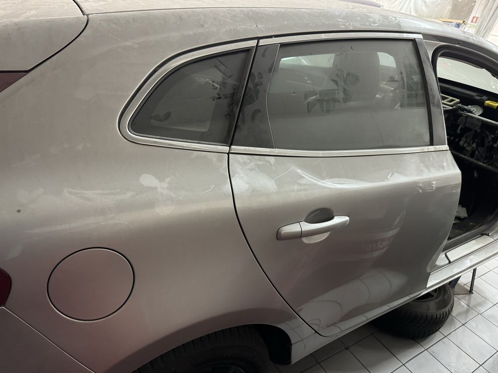 Peças Volvo V40 D2 1.6 - 2015