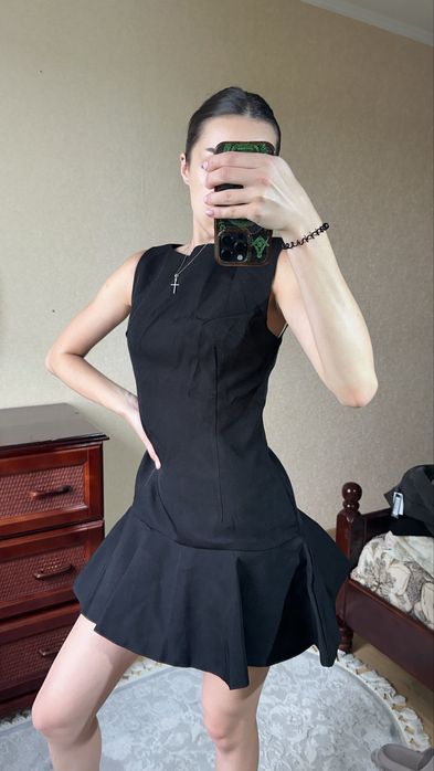 Сукня з цупкої тканини