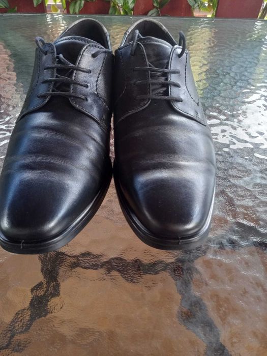 Buty firmy Ecco skóra rozmiar 44 półbuty