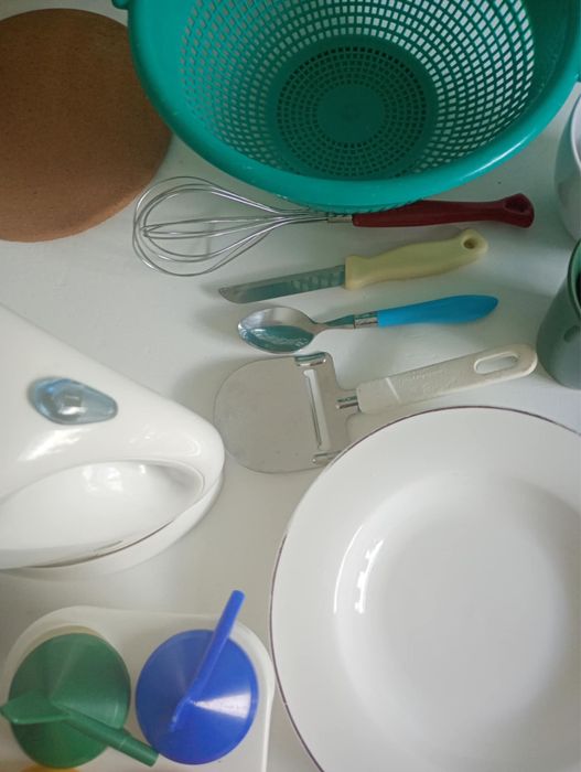 Rzeczy gospodarstwa domowego 23 sztuki